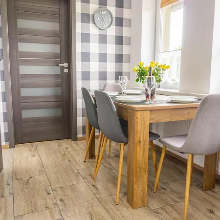 Przestronny Apartament Grzybowo (West Pomeranian)